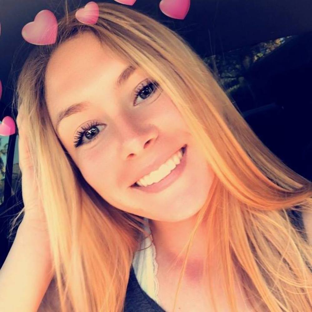 Meet your Posher, Lauren